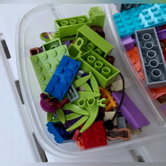 Incomplete LEGO Friends 41099 Heartlake Skate Park Building Block Set Skateboard - Picture 4 of 9